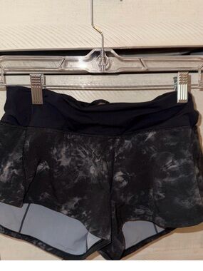 Lululemon athletica Black diamond dye rare!! Not sold anymore!! 2.5 length